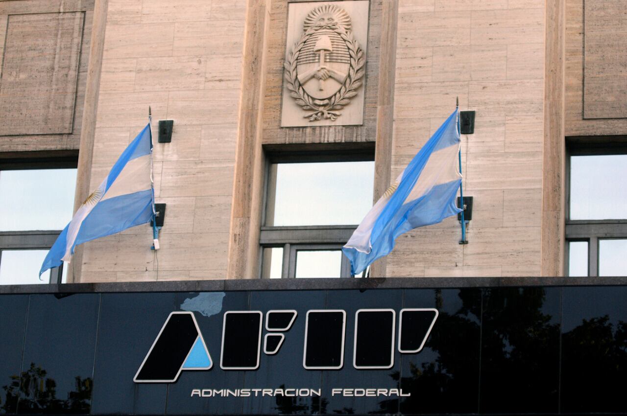 "Lo que siempre predicó (Espert) se cae como un castillo de naipes ante la realidad de la pandemia", contestó el secretario general Asociación de Empleados Fiscales e Ingresos Públicos, Pablo Flores.