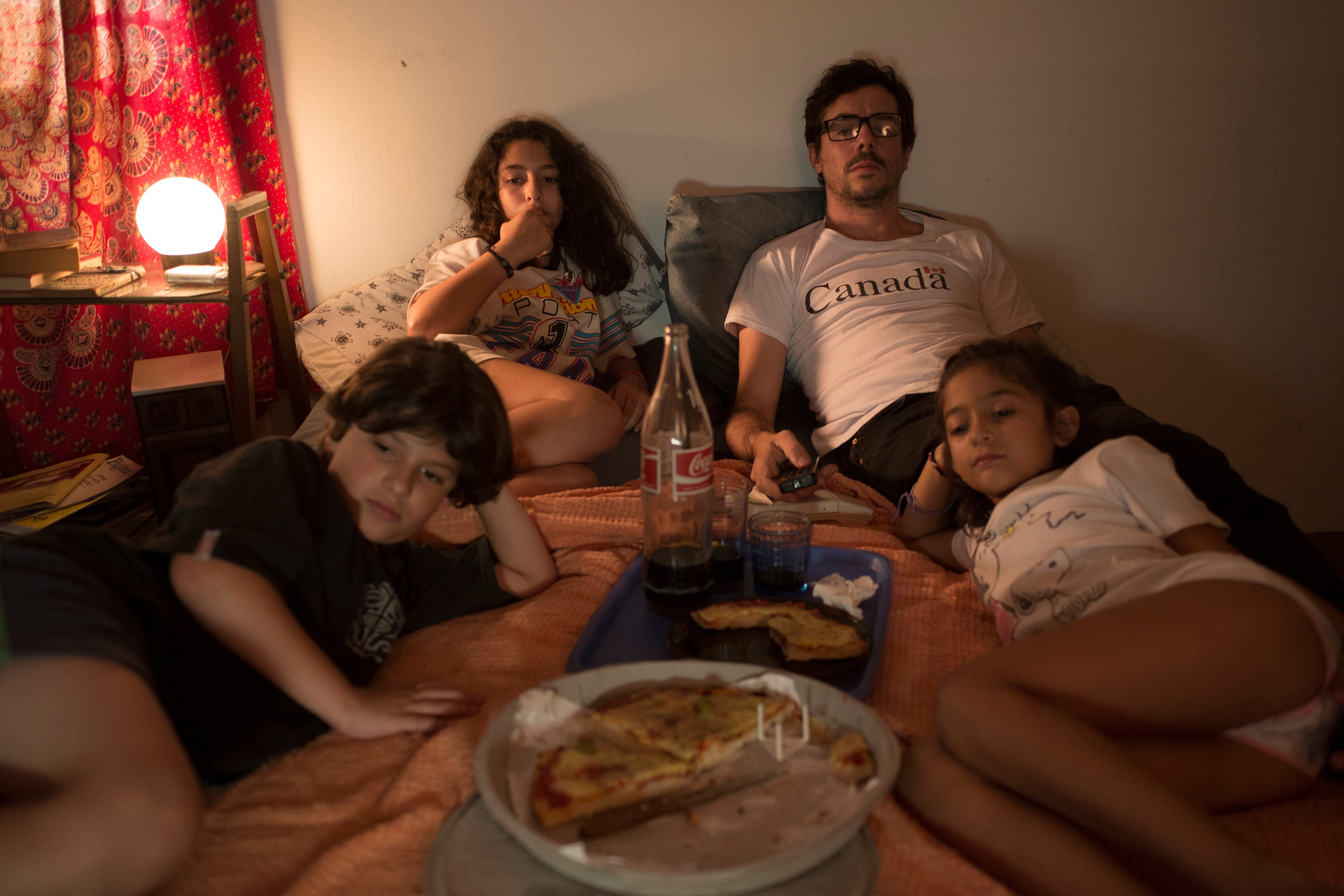Hay un notable trabajo de todo el elenco.