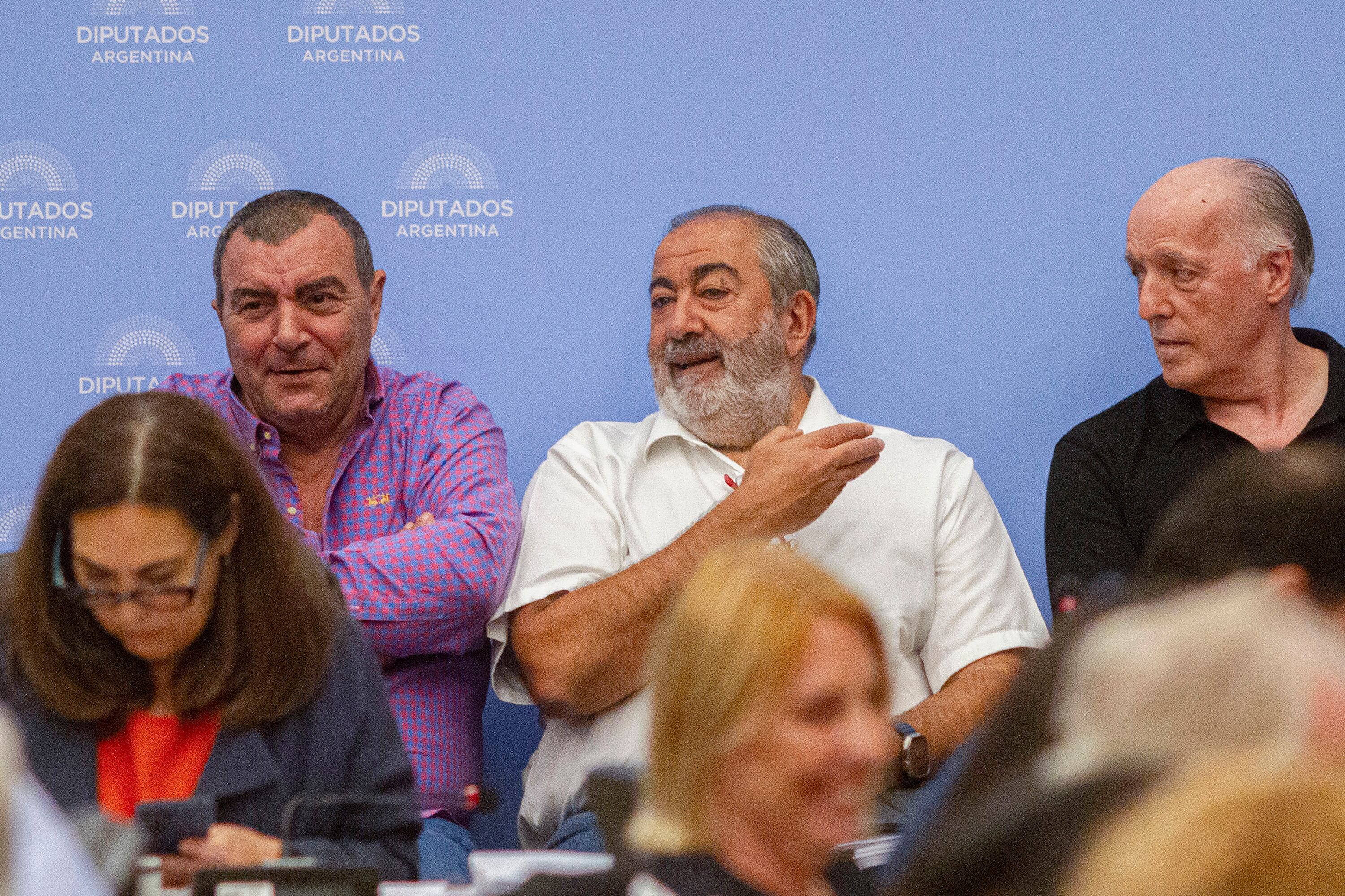 "La institucionalidad depende del Congreso", dijo Héctor Daer.