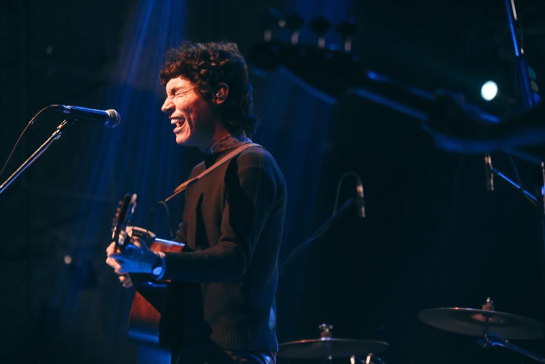 Ed Maverick llegó a Buenos Aires con la chapa de enfant terrible de la escena musical de su país. 