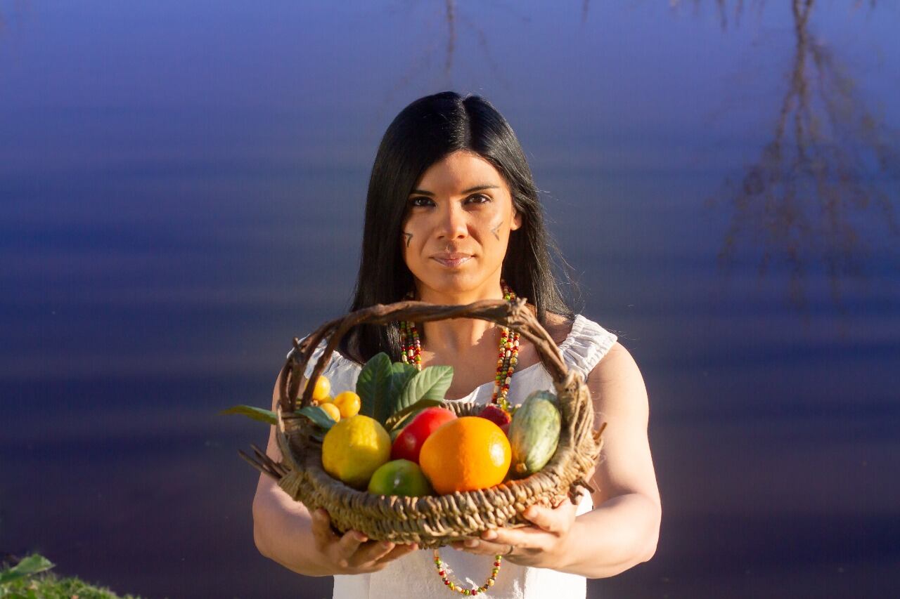 Vanina Rivarola contó con Teresa Parodi y Facundo Guevara como invitades.