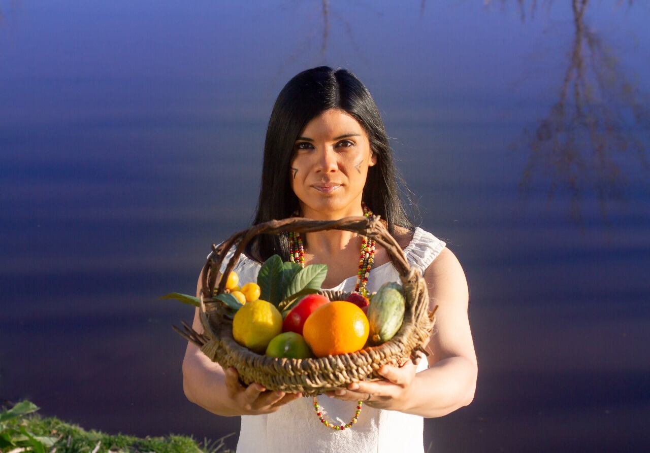 Vanina Rivarola contó con Teresa Parodi y Facundo Guevara como invitades.