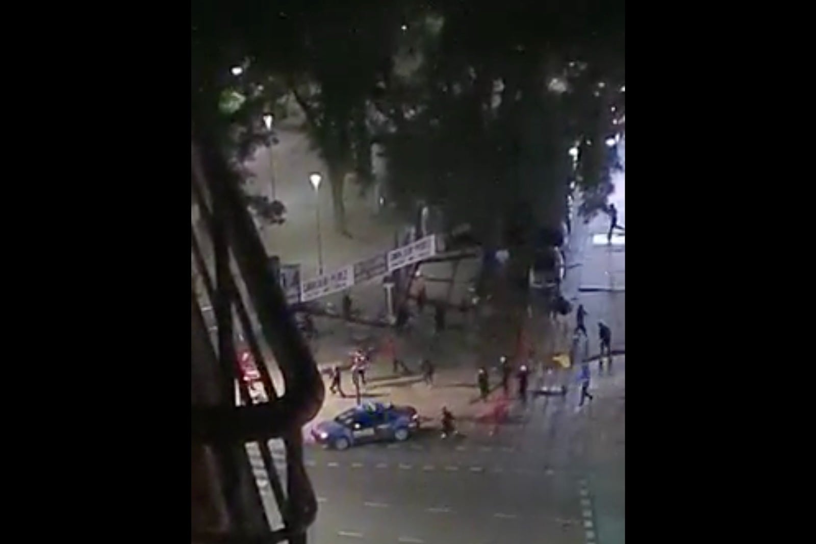 Escena de los incidentes en el barrio de Núñez.