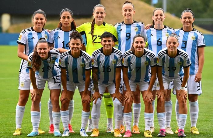 La selección argentina femenina va en busca de su primer triunfo en un Mundial.