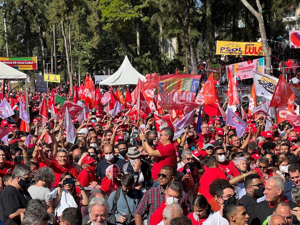 Acto del PT en el municipio paulista de Diadema. Foto: Twitter de Lula