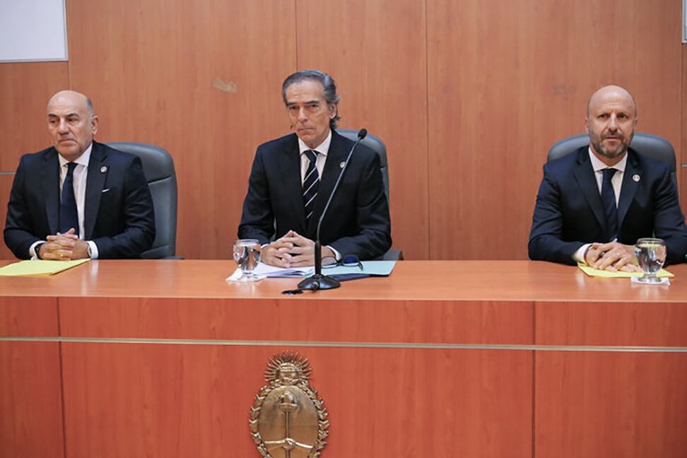 Diego Barroetaveña, Gustavo Hornos y Mariano Borinsky, los jueces de la Sala IV de la Cámara de Casación.