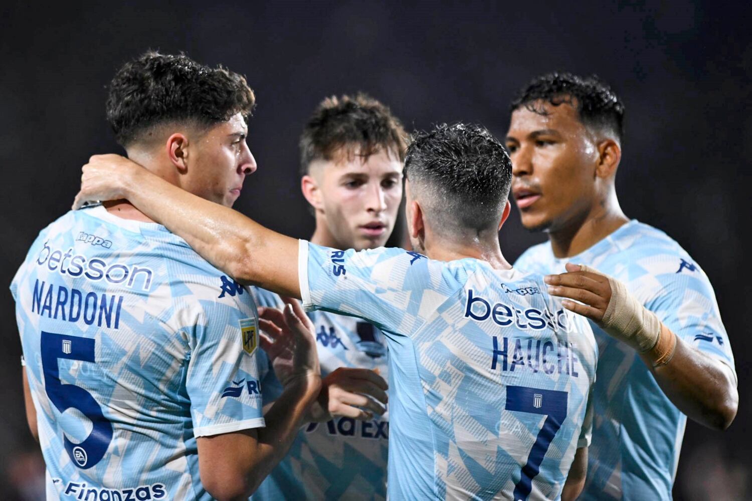 Racing tiene asegurado el pase a cuartos de final