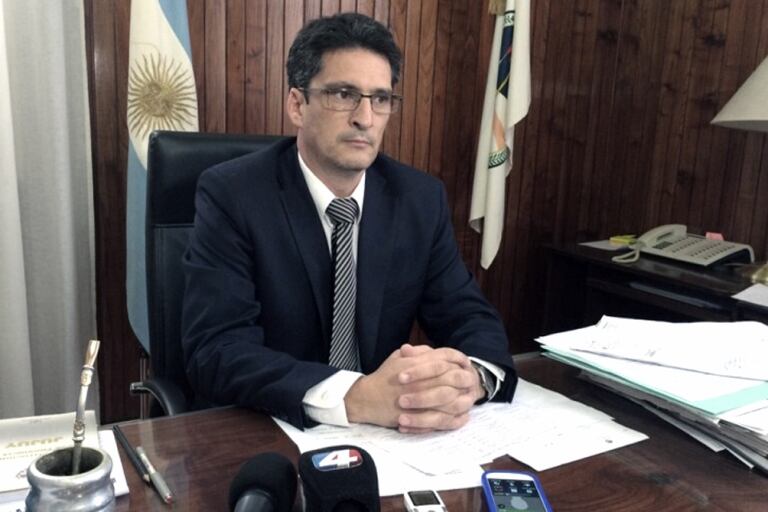 El fiscal no duda en definir a Sala como "delincuente".