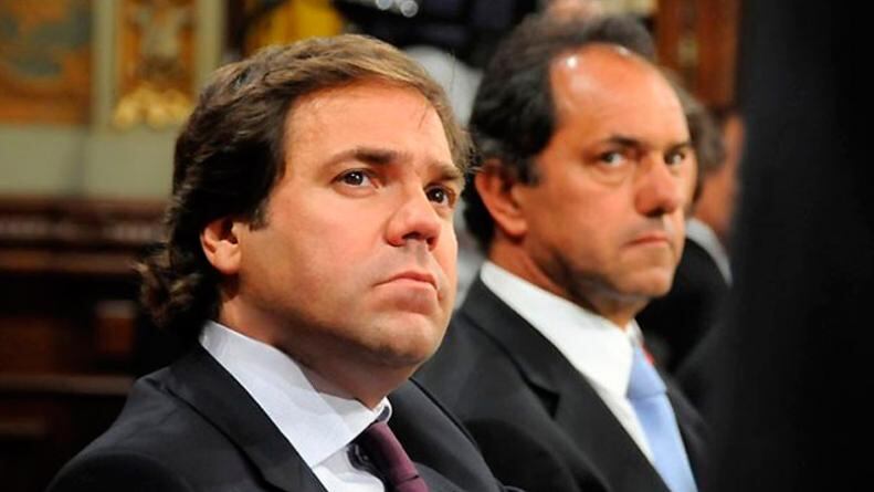 Alberto Pérez junto a Daniel Scioli.