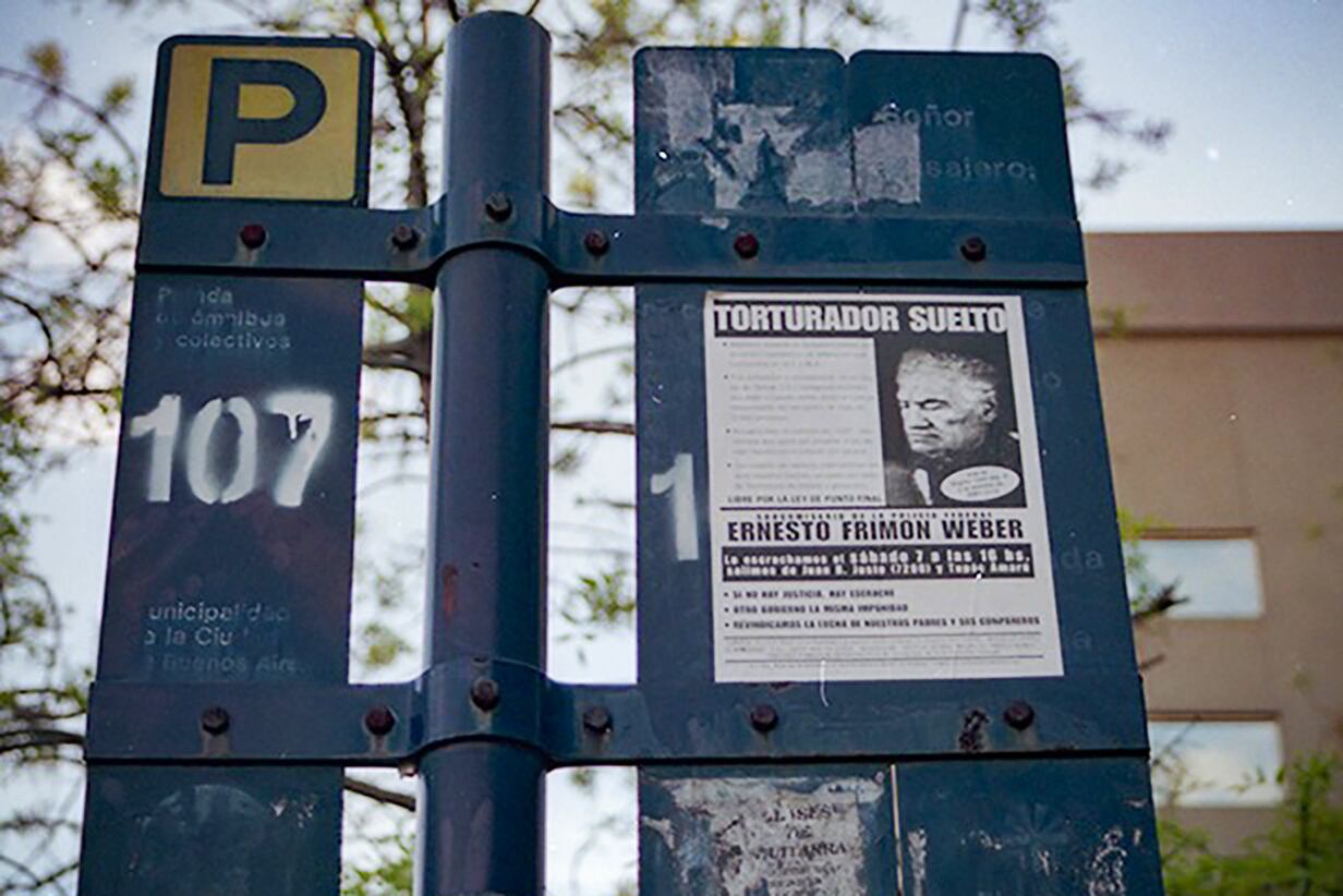 H.I.J.O.S. lo escrachó en su barrio de Villa Luro en el año 2000, cuando la impunidad parecía eterna.