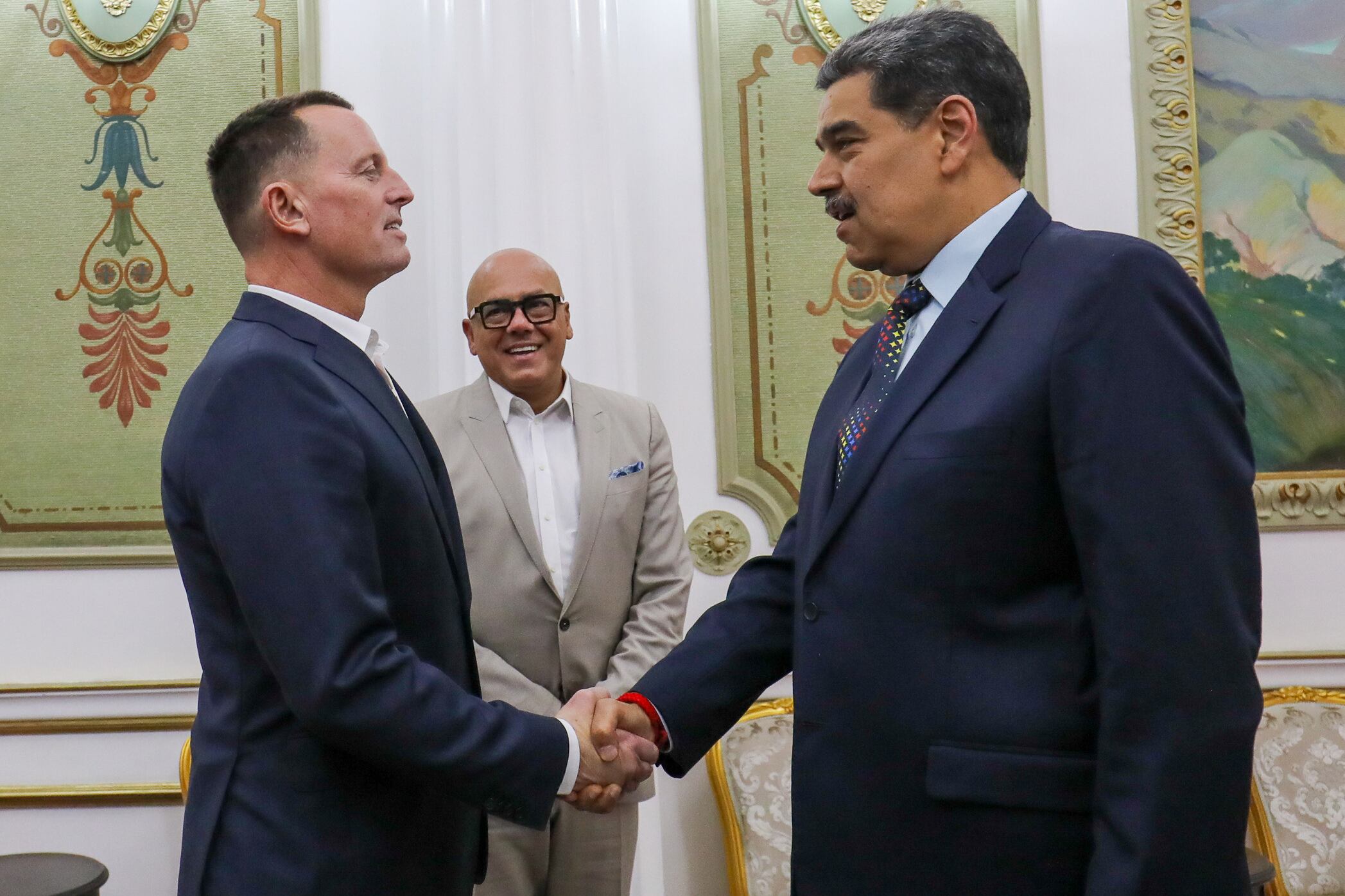 Durante su visita oficial a Caracas, Richard Grenell se reunió con Nicolás Maduro