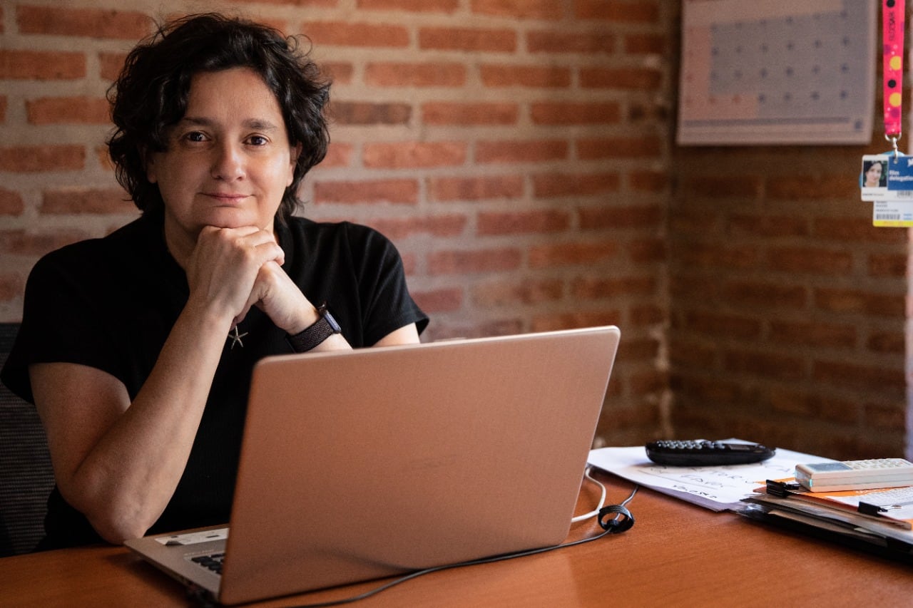 "La posibilidad de producir cine con apoyo estatal está muy obturada, y así trabajar para plataformas es una salida viable"