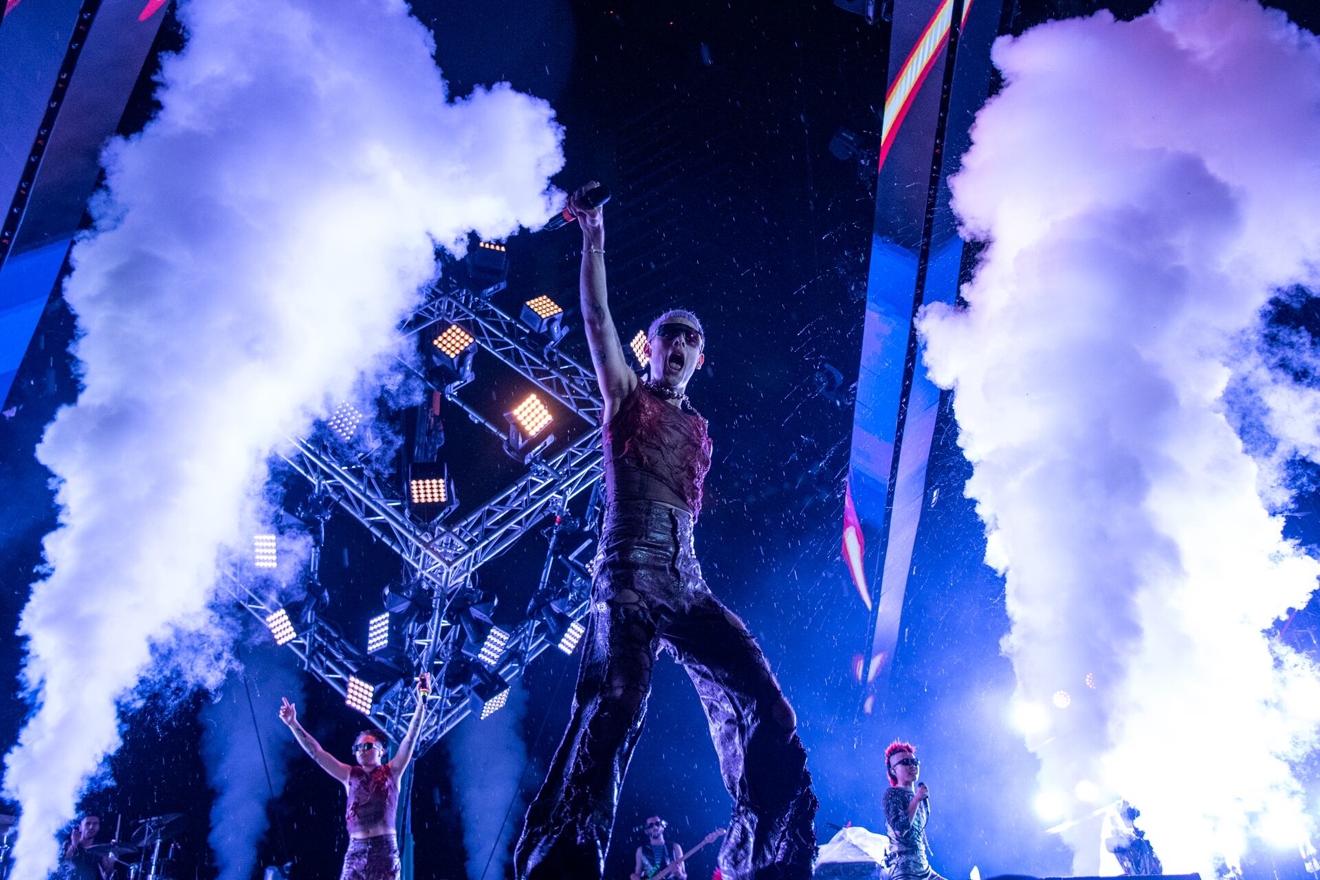 Ahora con una banda que es más parte del circo, la dupla demostró que aquella sinergia que los unió sigue ahí, pese a la pandemia