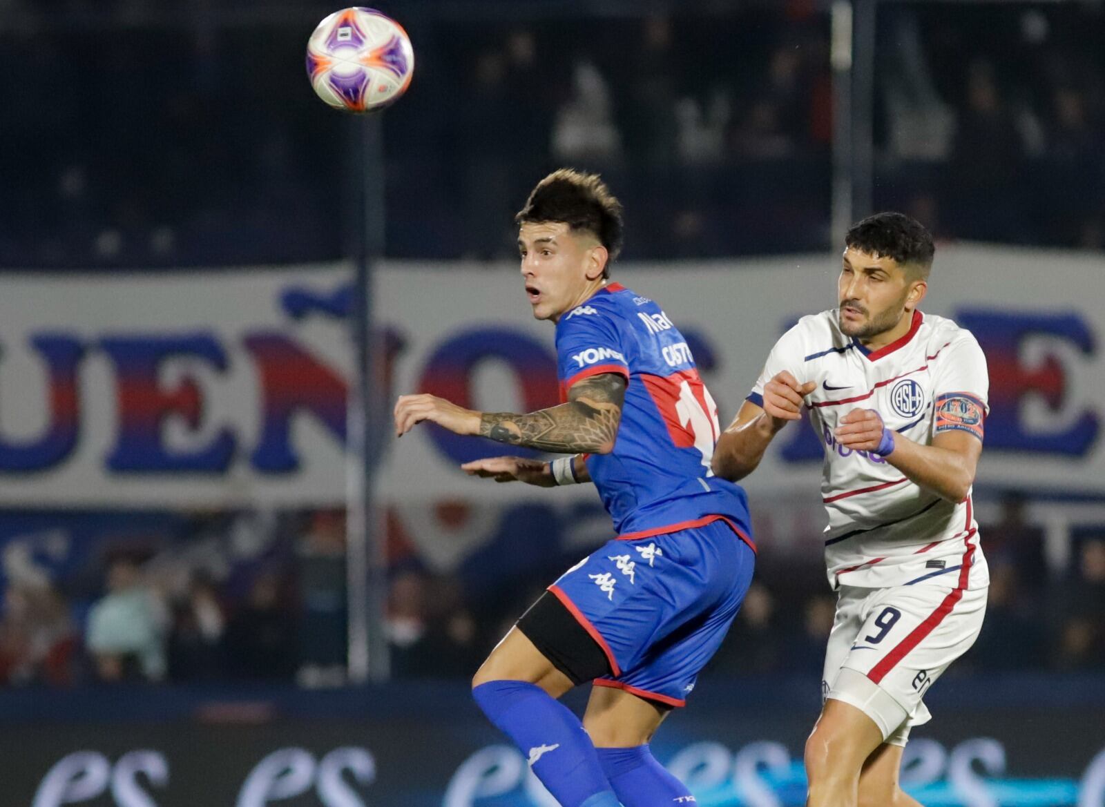 Castro le gana en lo alto a Blandi