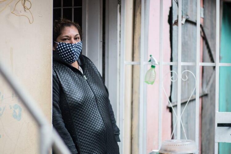 Ramona está intubada, sedada, con respirador. Se contagiaron dos hijas, su sobrina y sus cuñados.