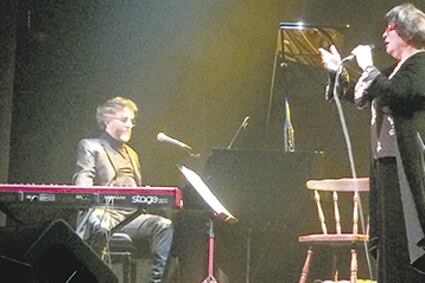 Páez fue quien impulsó a Herrero a grabar y le produjo sus primeros tres discos.