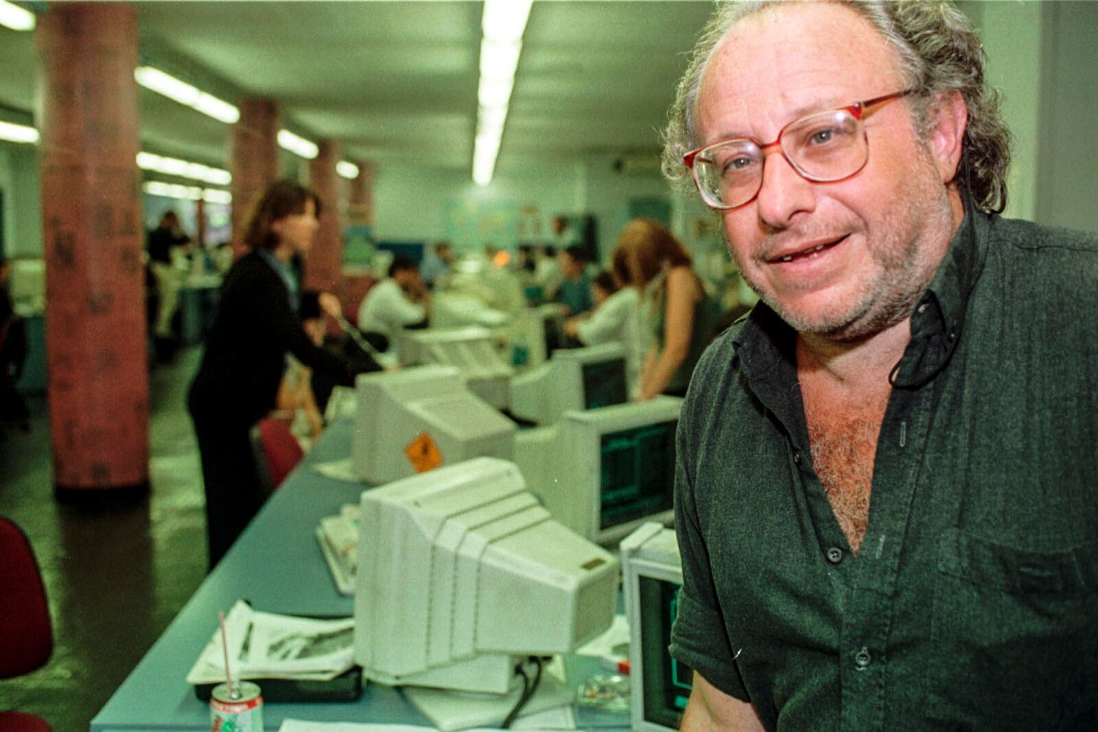 Mario Wainfeld en la antigua redacción de Página 12, en la avenida Belgrano al 600.