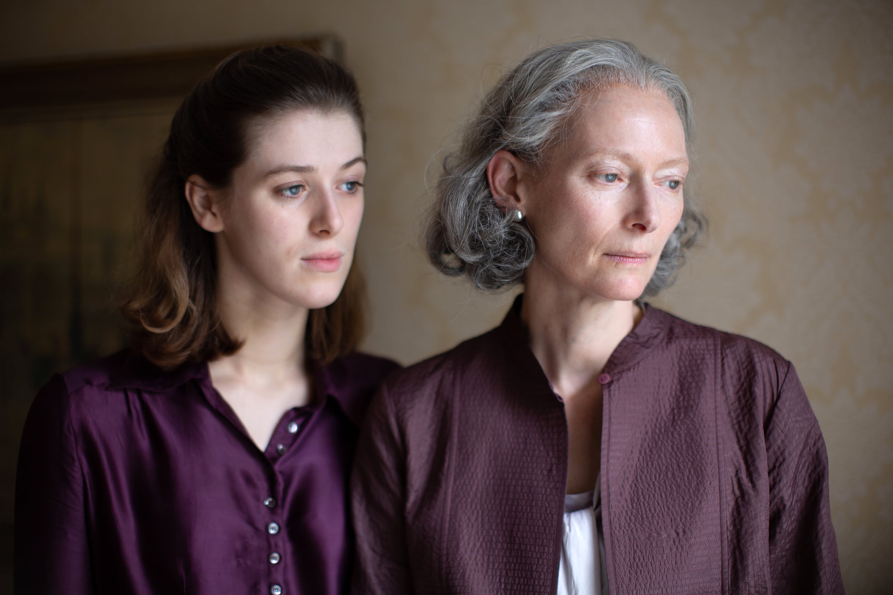 Honor Swinton Byrne y Tilda Swinton, madre e hija en la vida real y en la ficción.