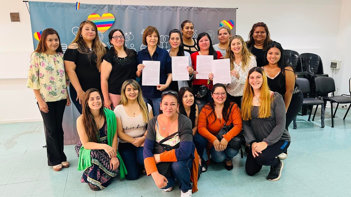 Durante la firma del acuerdo