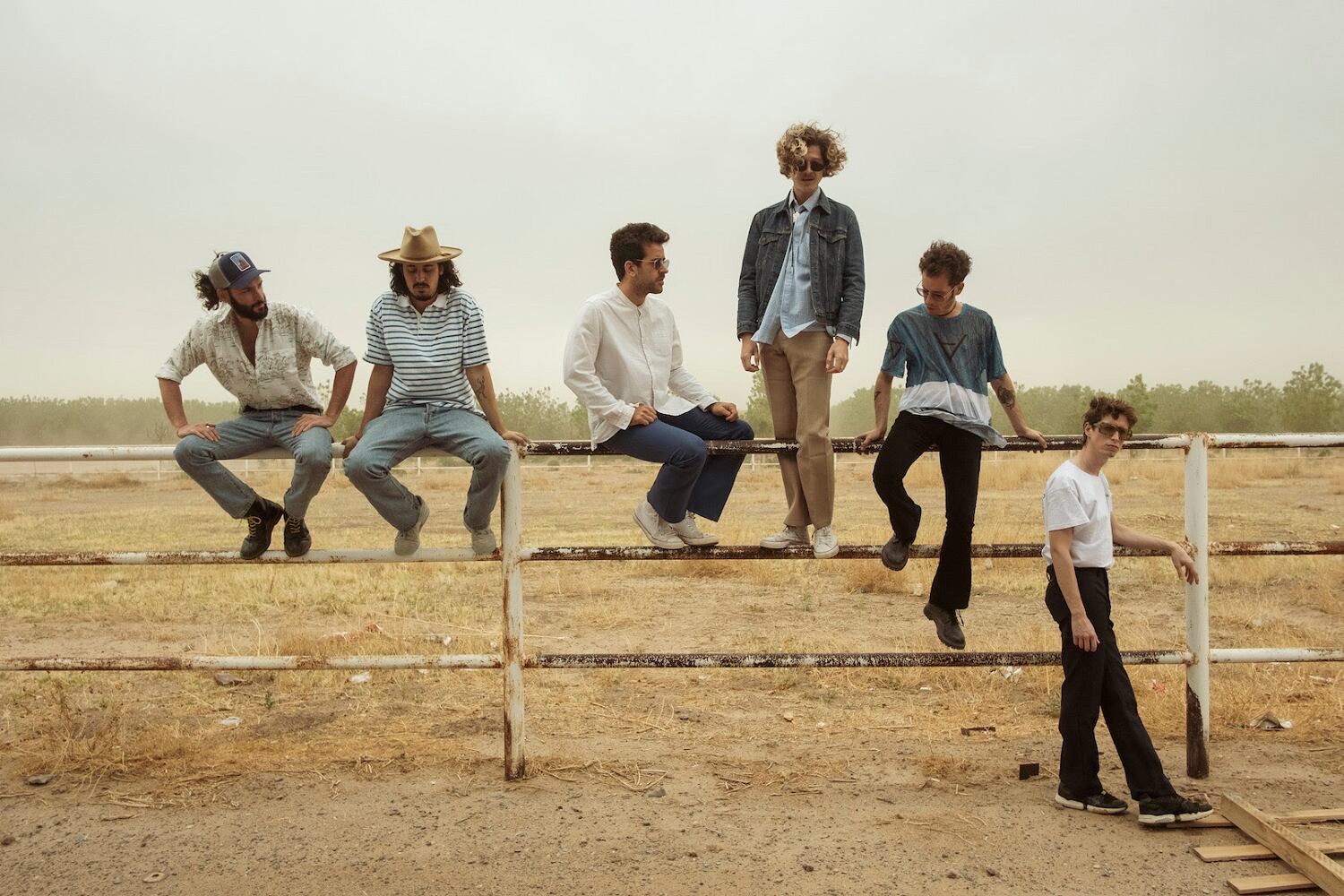 Bandalos Chinos subió El Big Blue, sacó video telenovelesco para Cállame y prepara su gira por España de junio