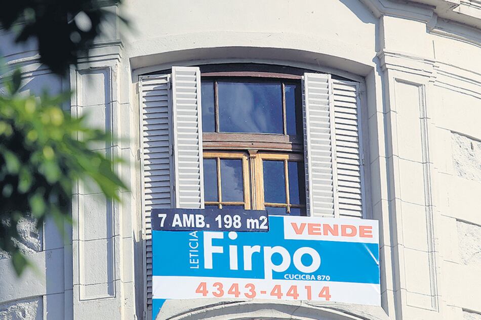 Medidas en dólares, el monto promedio de las escrituras bajó un 10,5 por ciento anual.