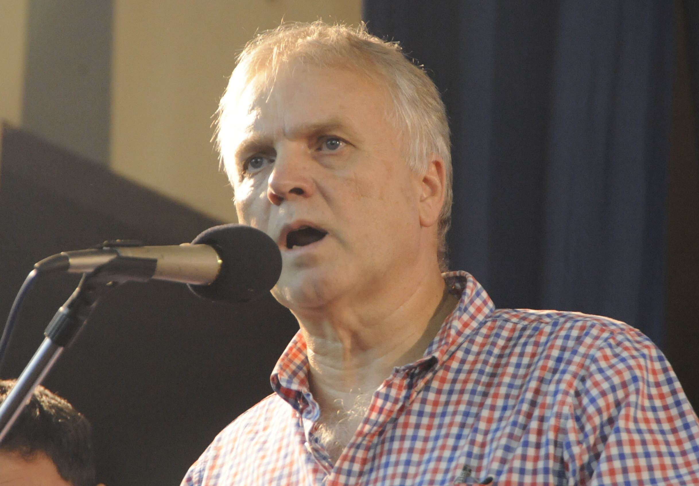 Alberto Botto, del Movimiento Sindical Rosario: "La industria está al borde del precipicio".