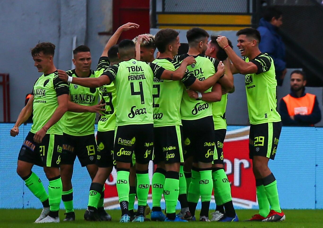 Barracas Central sumó 11 de sus 17 puntos en el estadio Claudio Tapia