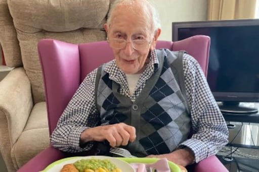 Nacido en Liverpool en 1912, John Tinniswood vivió eventos trascendentales de la humanidad.