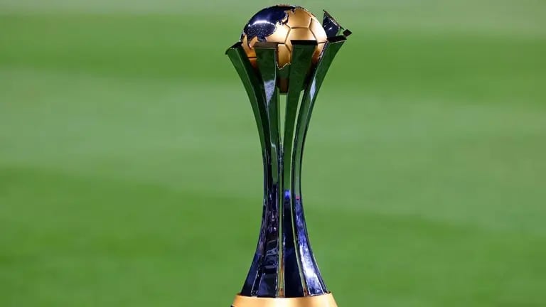 El trofeo del Mundial de Clubes.