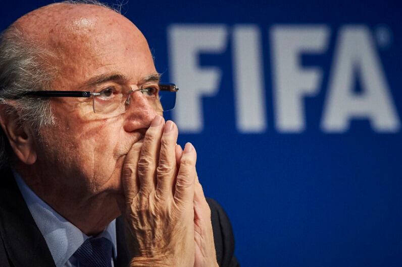 Blatter declaró por la controvertida adjudicación del Mundial Qatar 2022