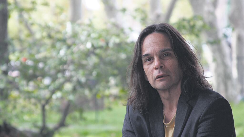 Además de su labor en la música académica, Espel trabaja con el folklore instrumental junto a su cuarteto.