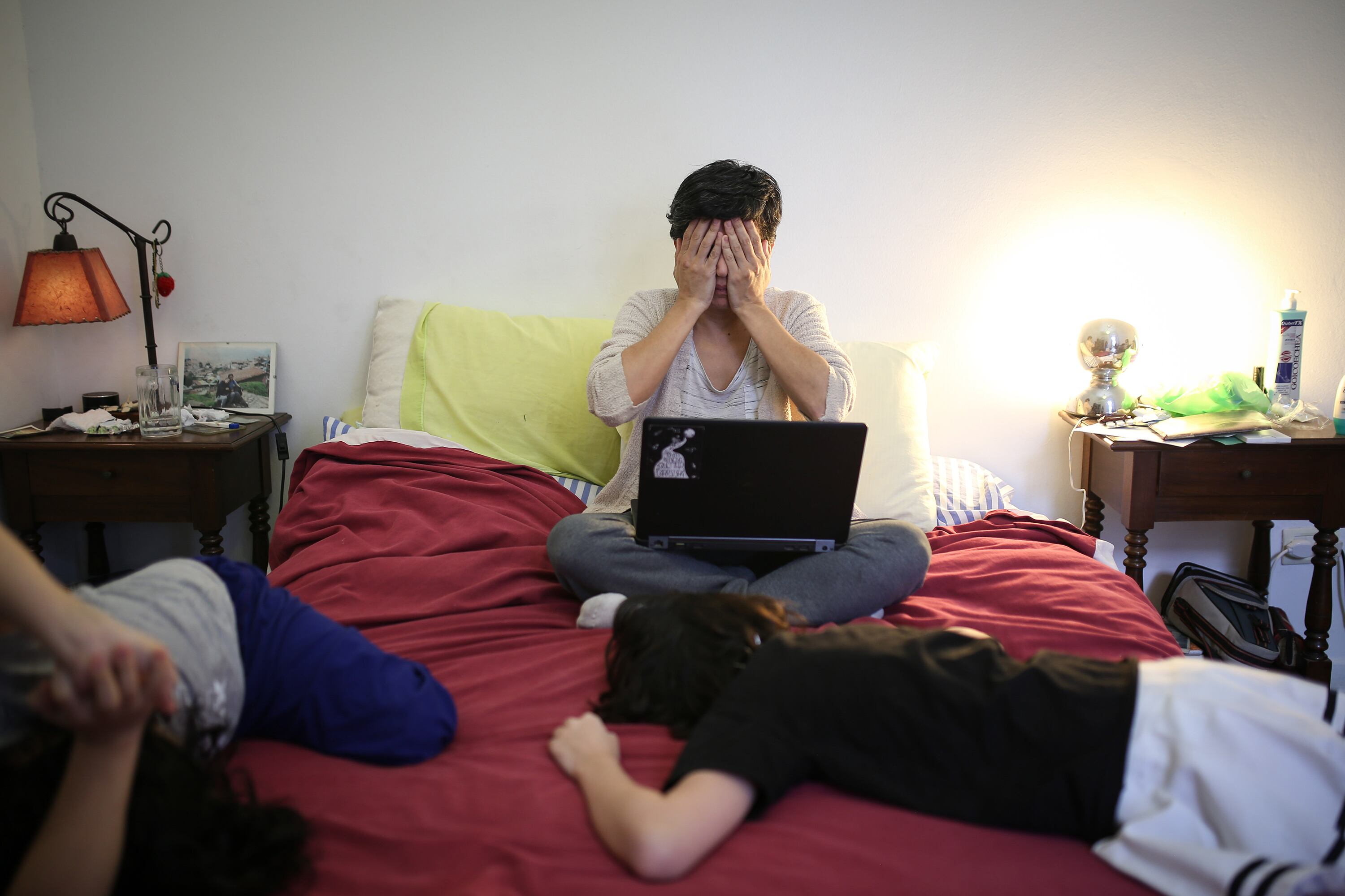 Mientras los trabajos que realizan mayoritariamente las mujeres se multiplican, los ingresos languidecen.