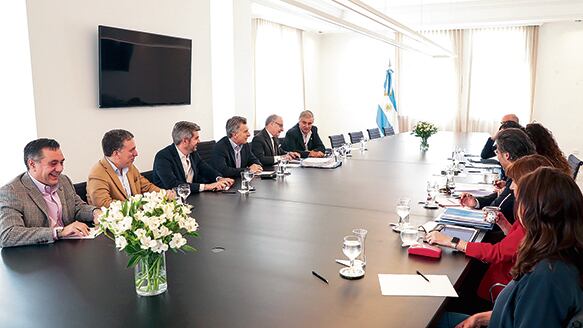 El presidente Mauricio Macri participó ayer de última reunión de gabinete antes de viajar a Estados Unidos.