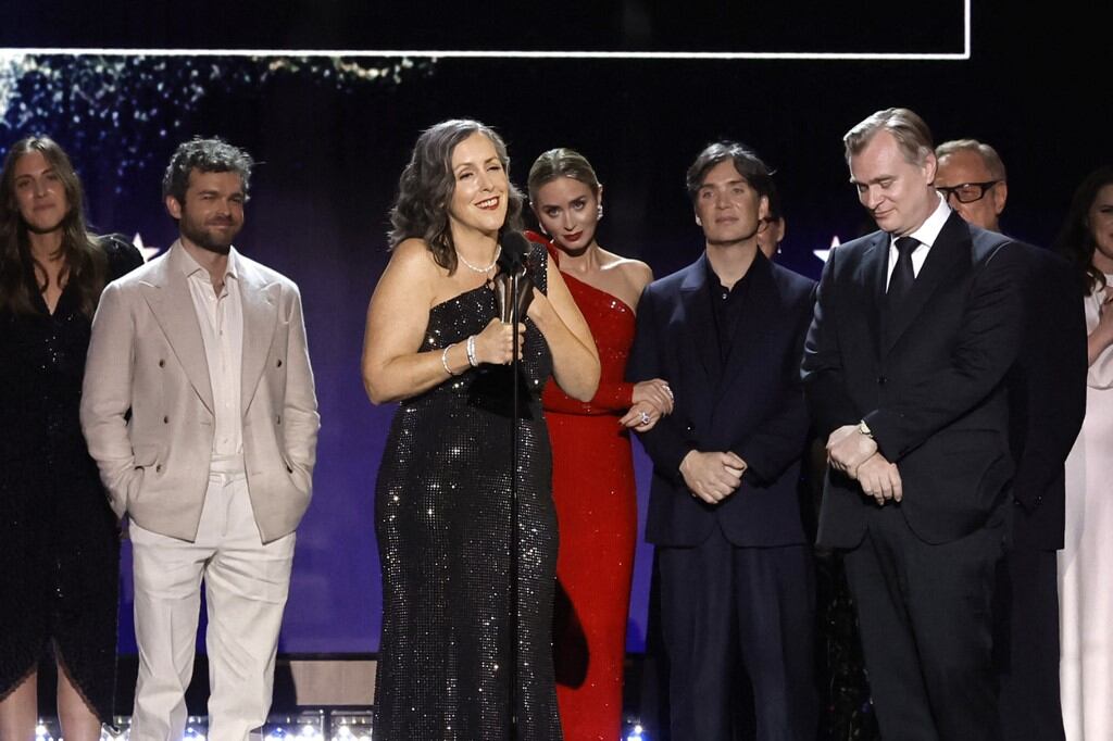 Uno por uno, todos los ganadores de los Critics Choice Awards 2024.