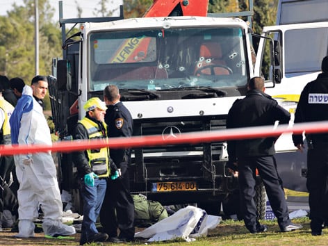 El gobierno israelí cree que el atacante sería simpatizante del Estado Islámico.