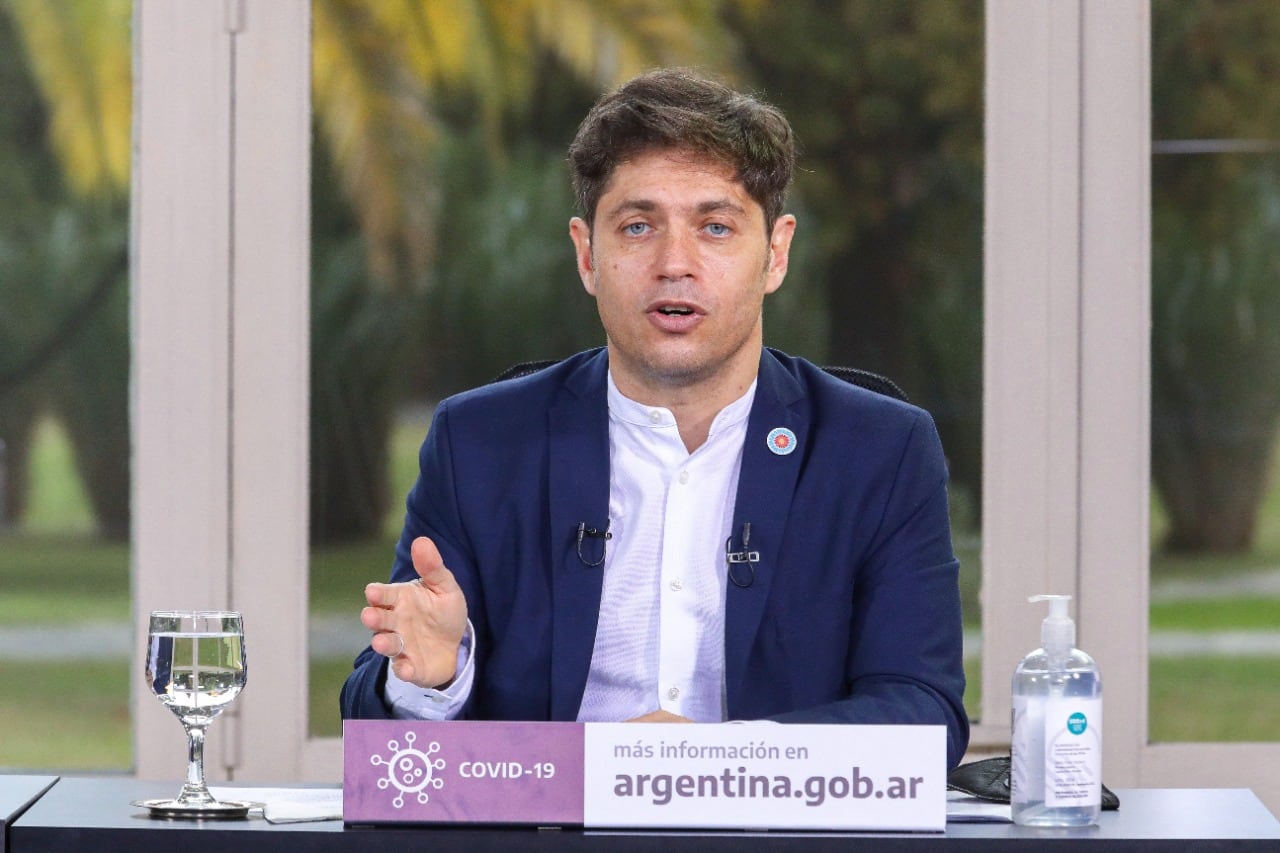 El gobernador bonaerense fue uno de los primeros funcionarios en salir a respladar la medida