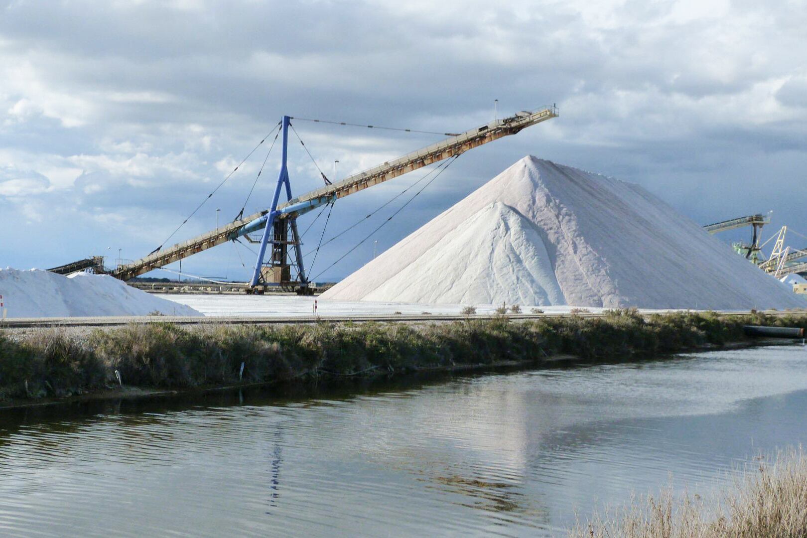 El litio, objeto del deseo de grandes corporaciones, con o sin RIGI