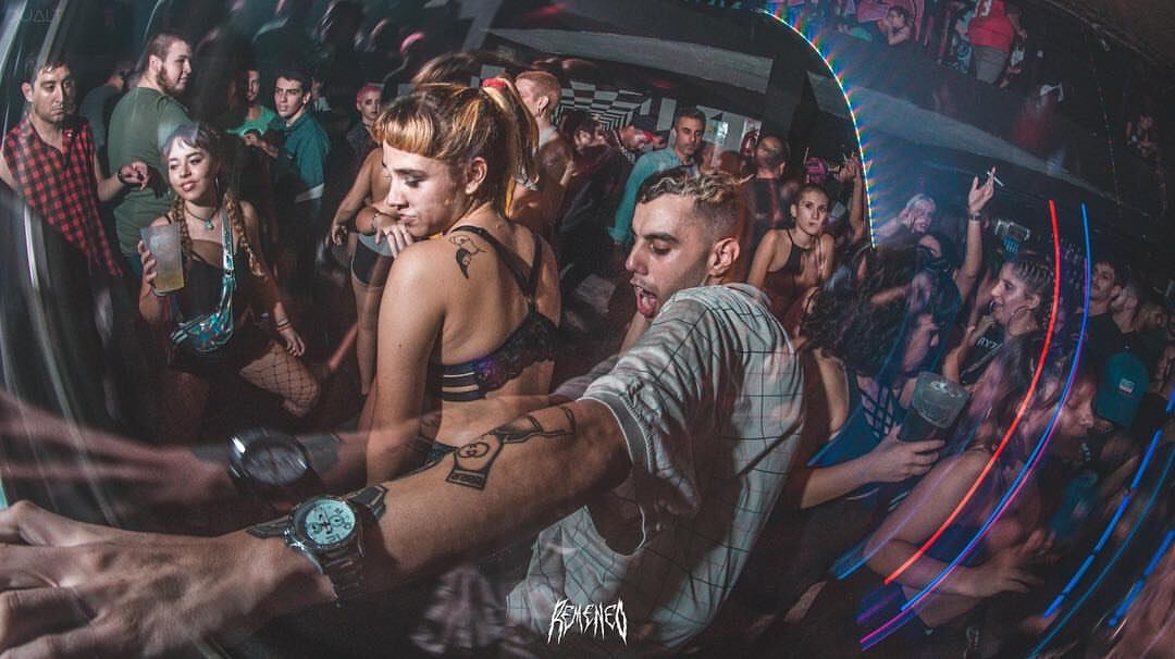 Hoy se sale fuerte: Mora Ga, Shuubass y Kristo & Mozart animarán el Remeneo Club en Beatflow, entre otras fiestas.