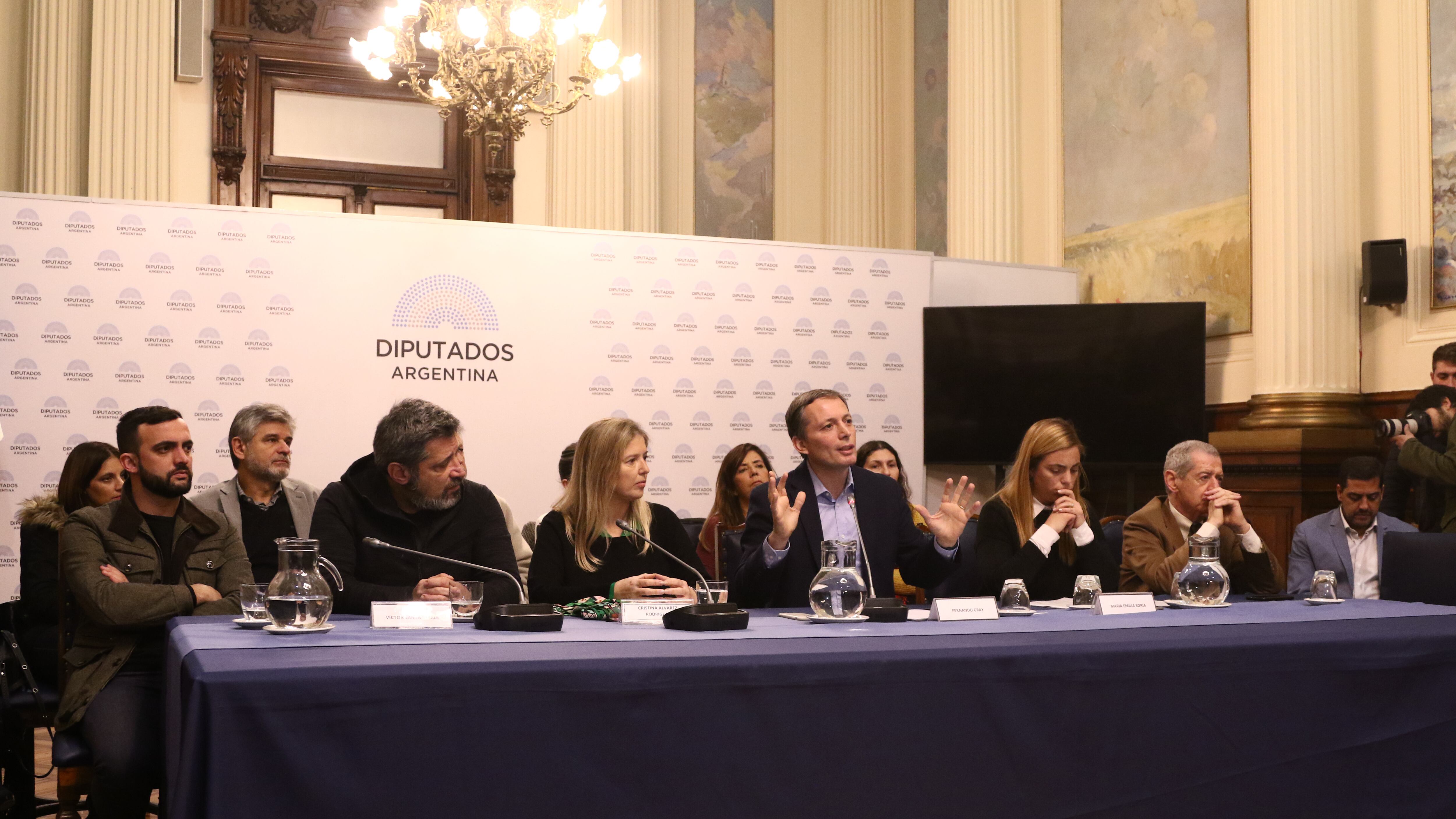 La dirigencia del PJ viene denunciando los cambios de reglas electorales aplicados por el Gobierno a semanas de los comicios.