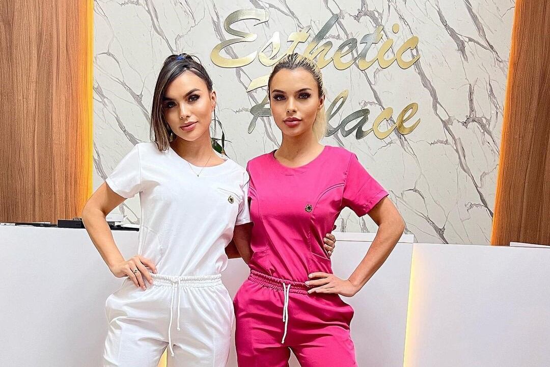 Quiénes son las "doctoras Barbie", denunciadas en Paraguay por lo mismo que Lotocki. Foto: IG @dra.saraoliveiraa