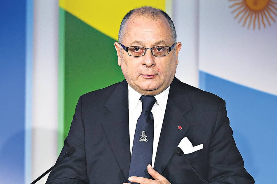 El nuevo canciller Jorge Faurie es un diplomático de carrera con rango de embajador extraordinario y plenipotenciario.