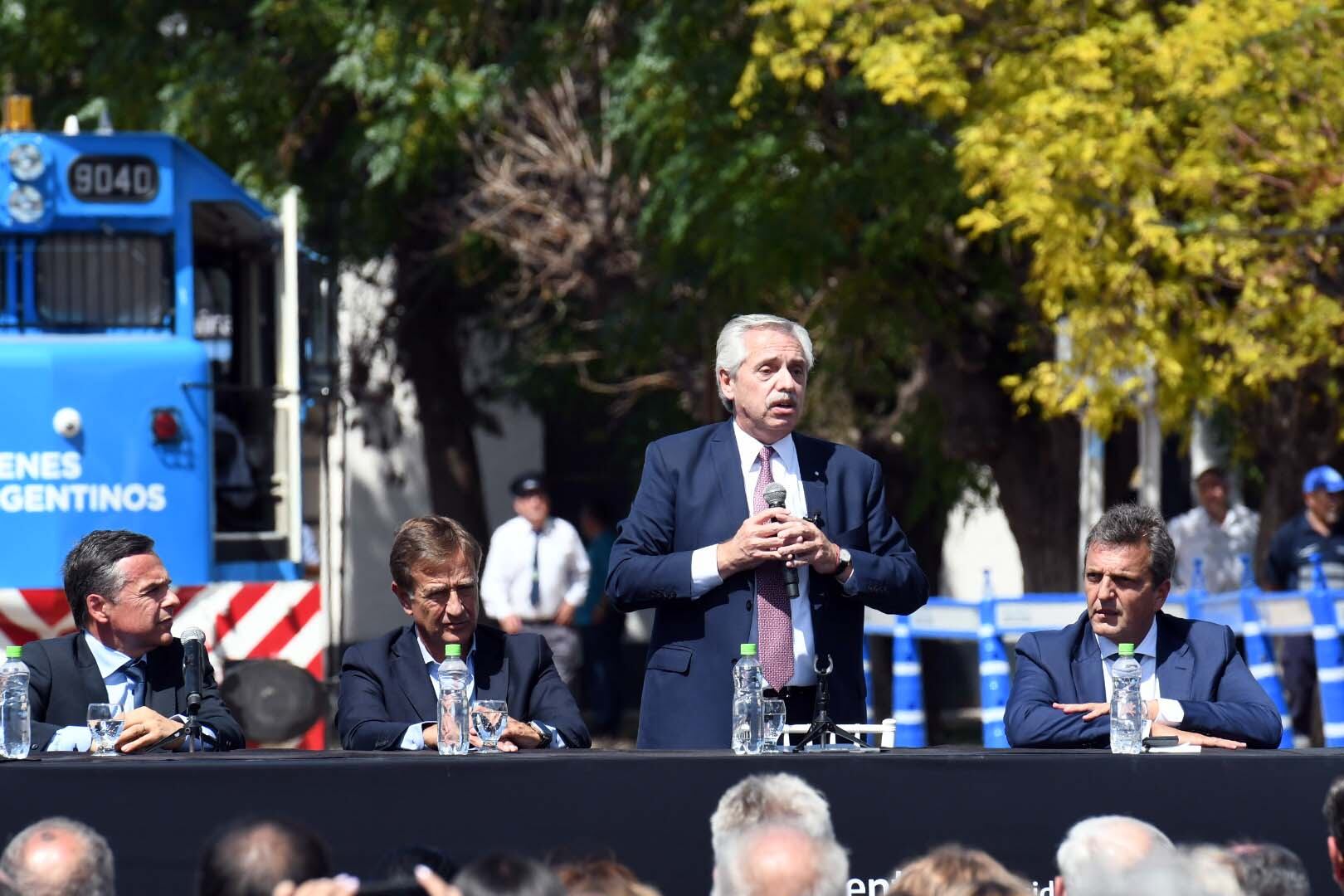 Suárez, Fernández y Masa.