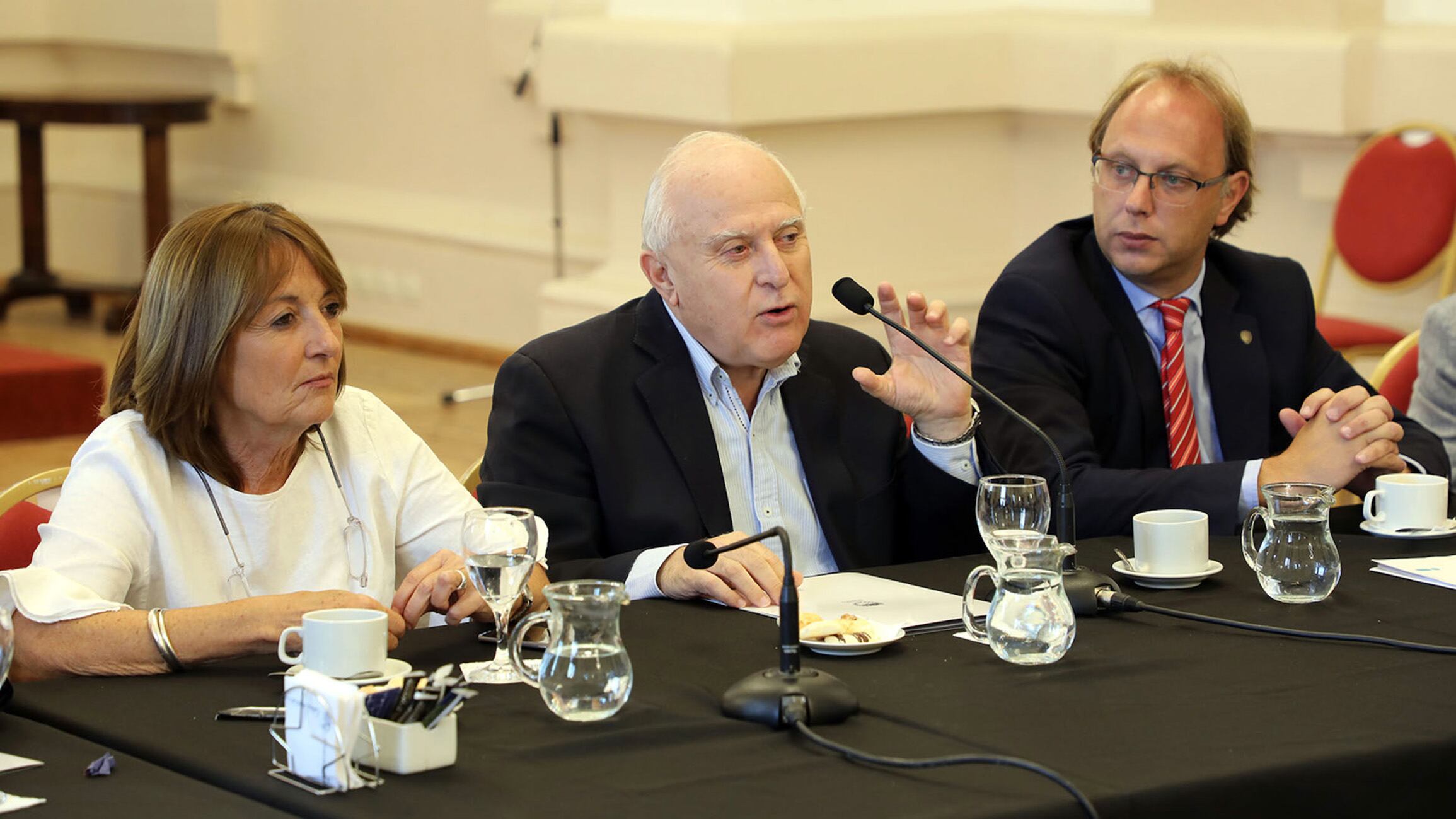 Lifschitz hizo ayer el anuncio junto a los ministros Saglione y Ciciliani.