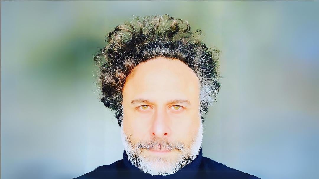 El disco contó con la dirección artística de Fer Isella.