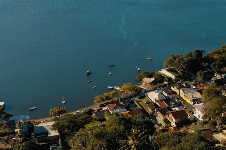 Norovirus, el responsable de los casos de gastroenteritis en Brasil. Imagen: Google Maps