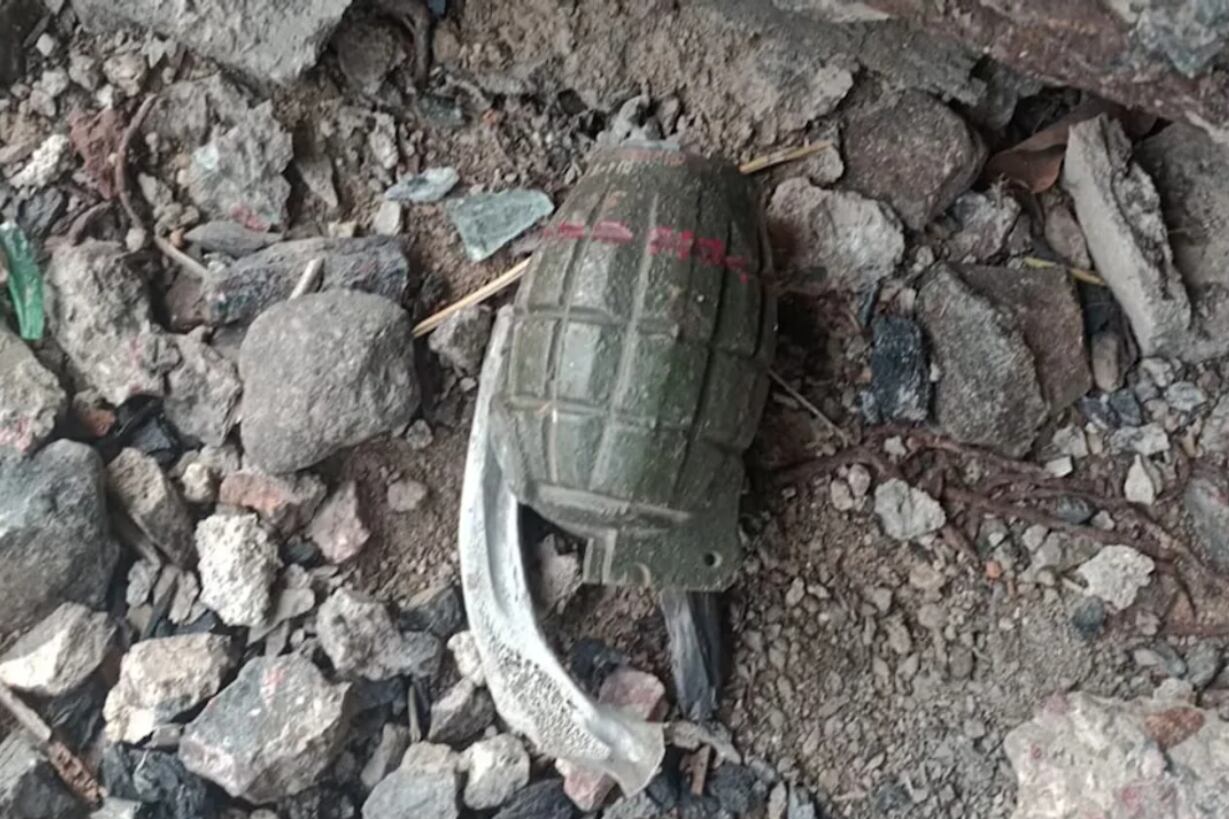 Una granada hallada en las vías del tren Belgrano Norte puso en alerta a los vecinos de Núñez