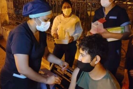 Ya no será obligatorio el uso del barbijo en lugares abiertos.