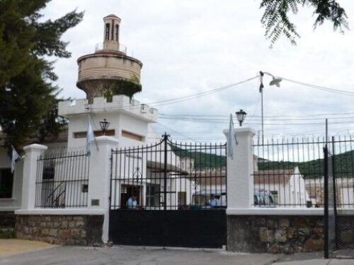 La cárcel de Villa Las Rosas, el lugar que compartían víctima y victimario. 