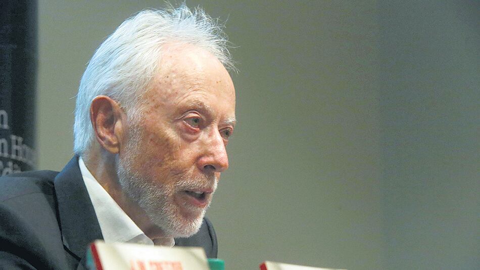 “Un personaje ficticio puede escapar del control de su creador”, señaló Coetzee.