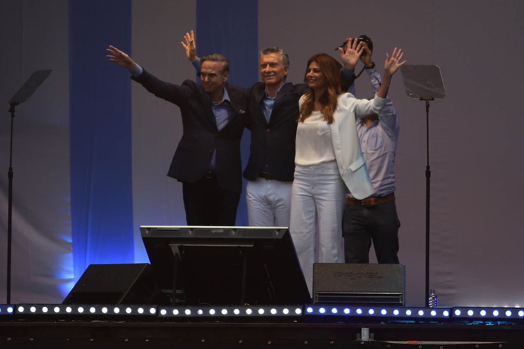 Pichetto, Macri y Awada, la soledad del palco.
